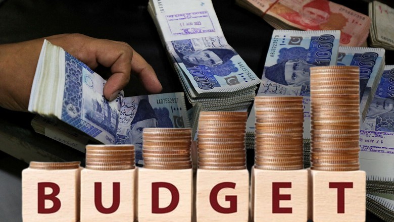No plan to increase salaries, pensions in upcoming budget: FinMin
