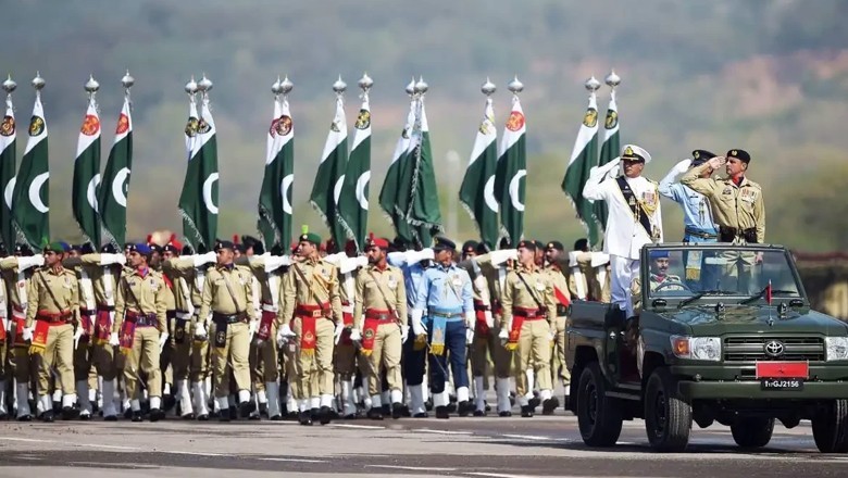 Nation celebrates Pakistan Day with zeal, fervour