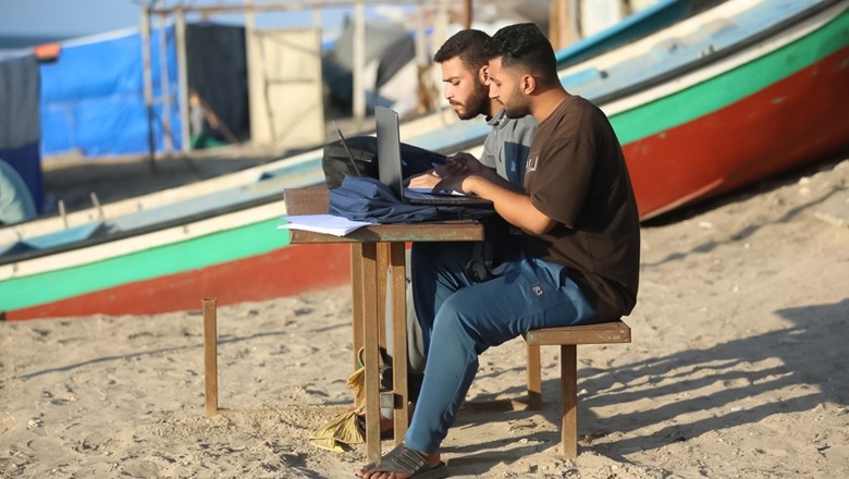 Palestinian students land in Karachi to continue studies amid Gaza crisis