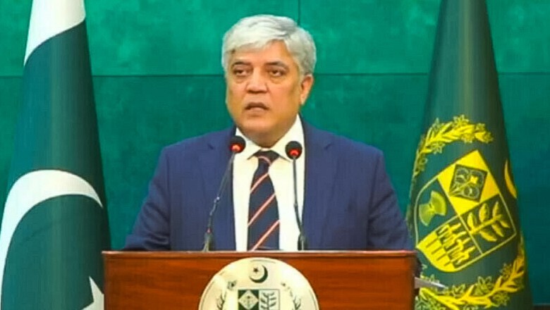 Pakistan denies policy change on Israel amid reports of journalists' visit to Tel Aviv: FO