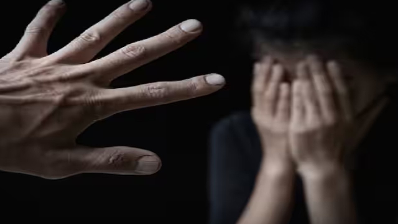 Woman 'gang-raped' in front of husband in Faisalabad