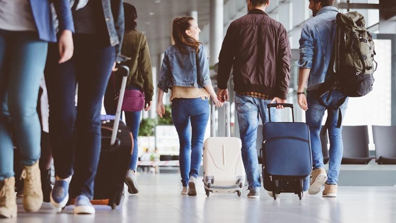 Over 172,000 Pakistanis moved abroad for work in first quarter of 2025