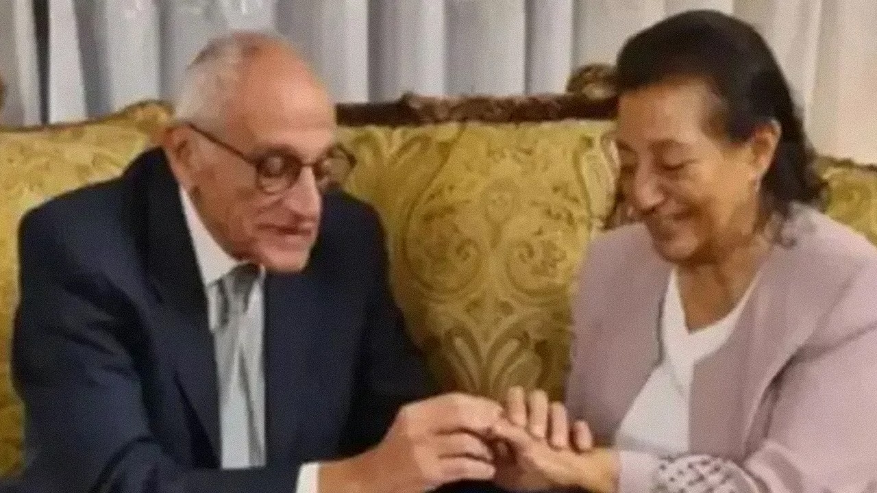 80-year-old Egyptian man marries 79-year-old swimmer