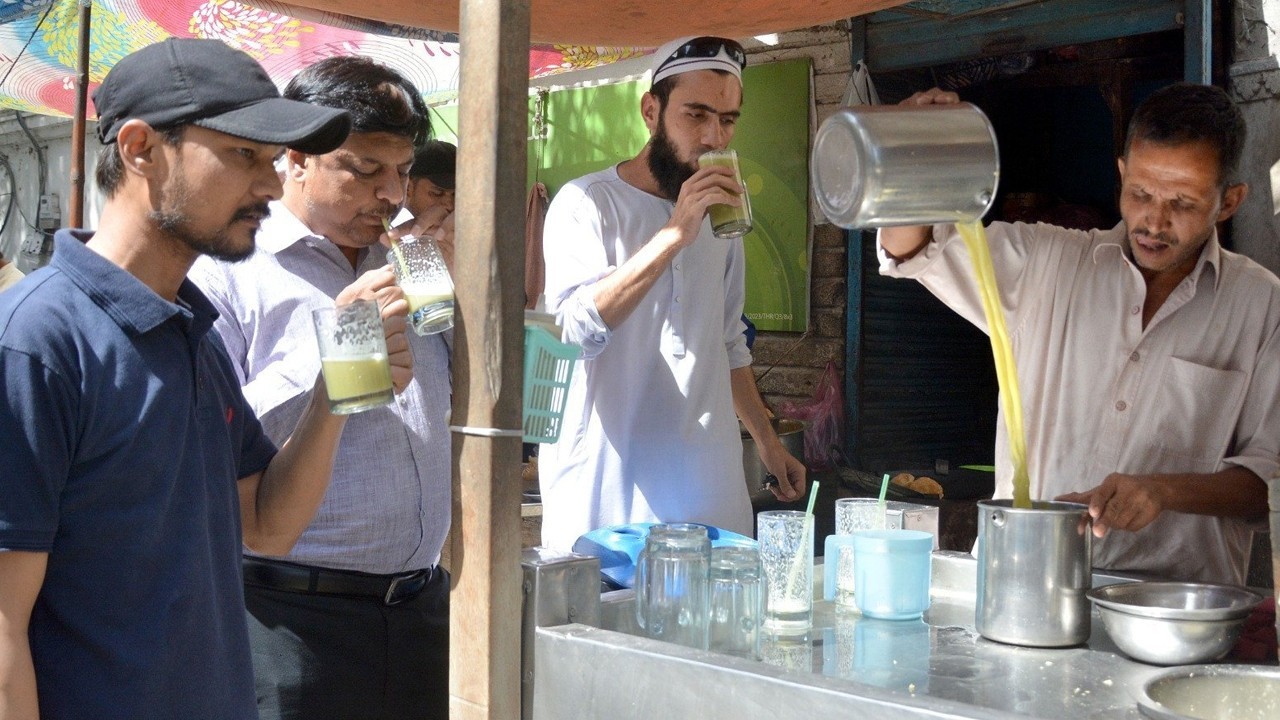 Mercury to climb to 41°C as Karachi faces heatwave today: PMD