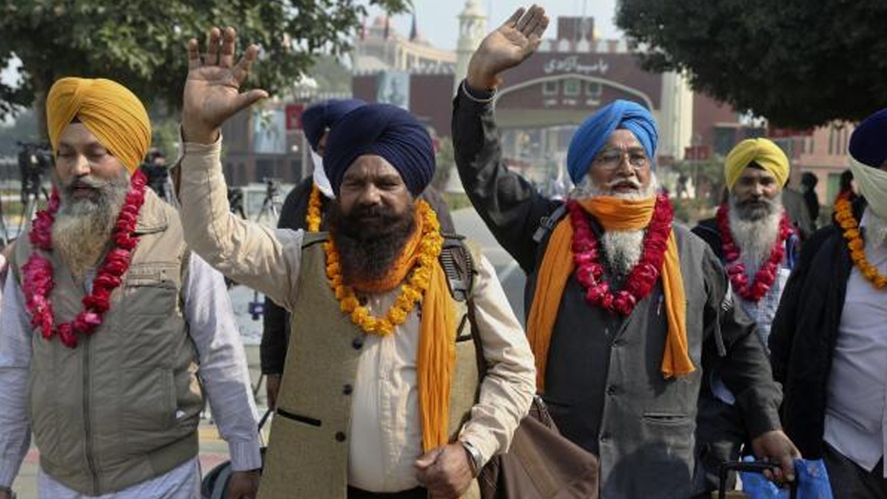 "We are ready to stand on the frontlines in Pakistan’s defense," vows Pakistani Sikh community