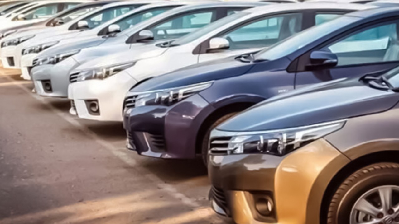 Car prices likely to go down in upcoming budget