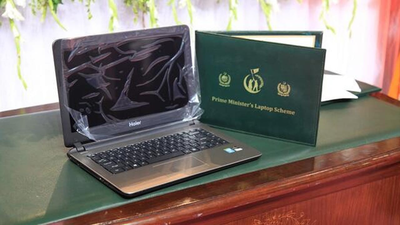 Deadline for PM laptop scheme extended