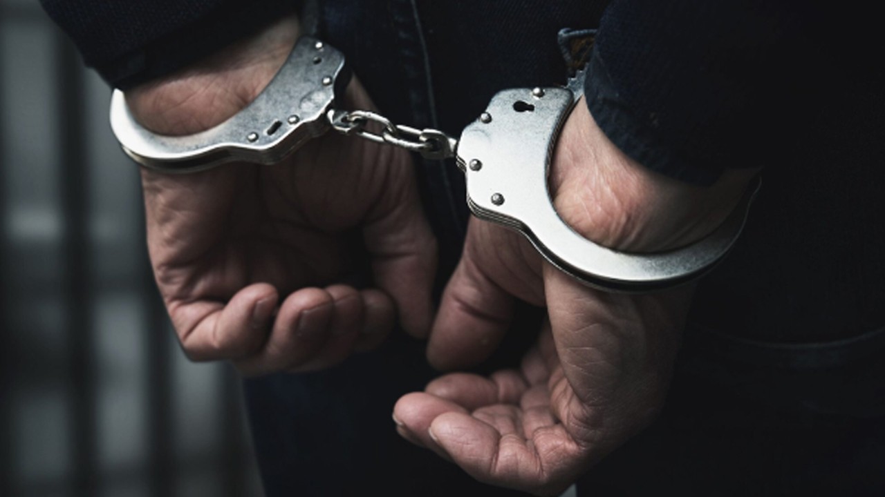 India arrests police officer over allegations of spying for Pakistan