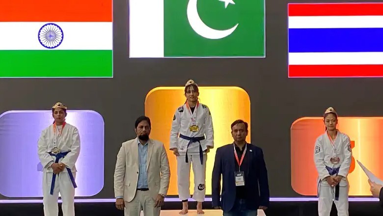 Pakistan's Bano Kousar wins gold against Indian competitor at Asian Ju-Jitsu Championship