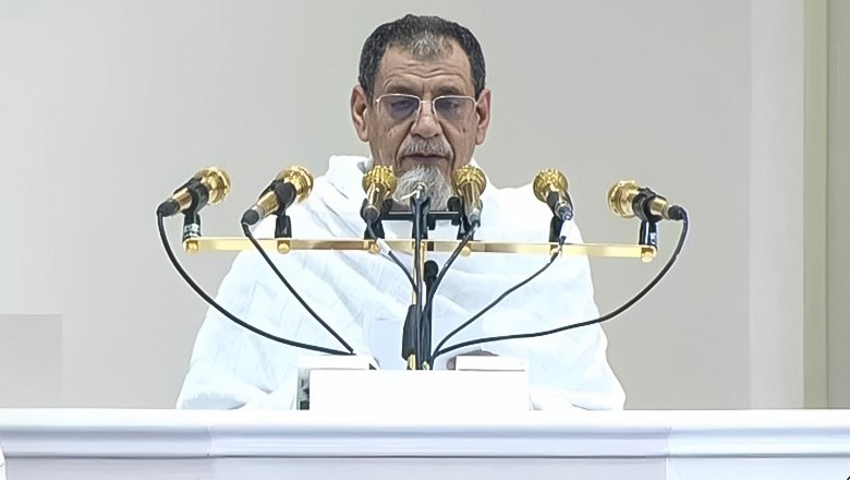 "Dua is believer’s weapon, pray for Muslim Ummah's unity", Imam Kabba says in Hajj sermon