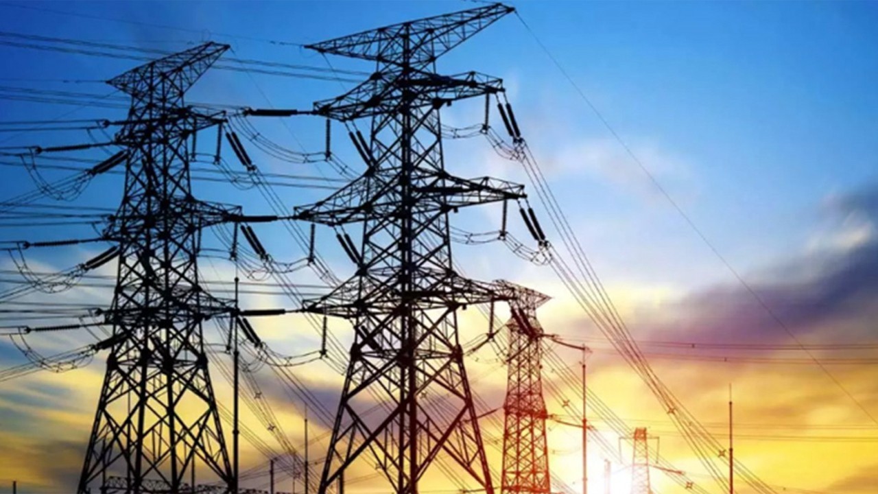 Power tariff slashed by Rs2.99/unit for Karachi consumers