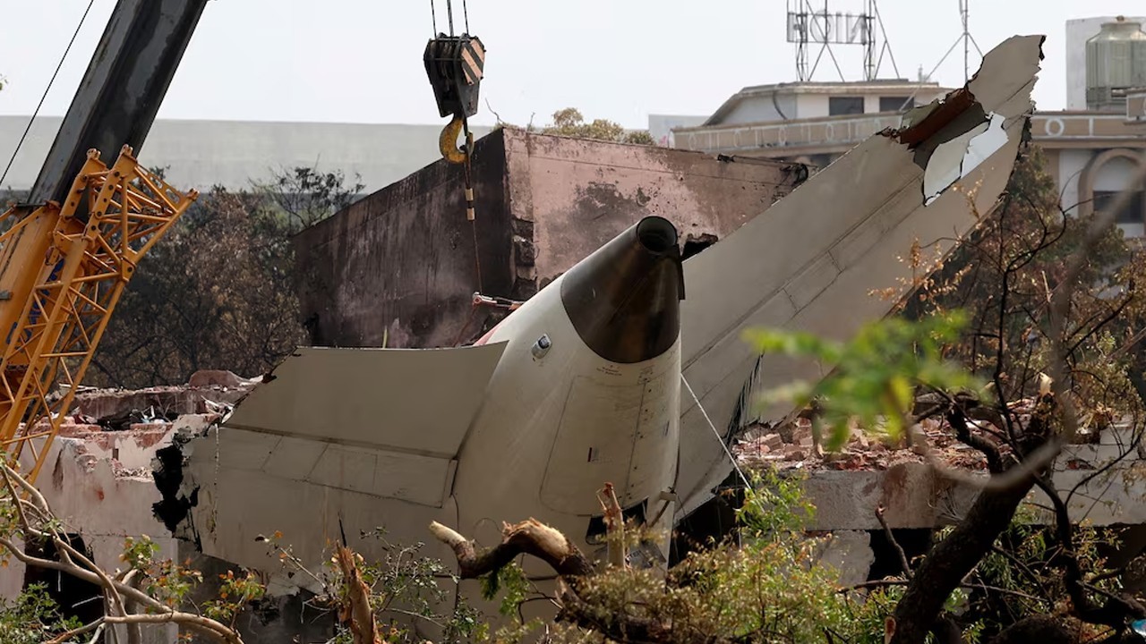 India orders inspection of all Boeing 787 aircraft after Air India crash