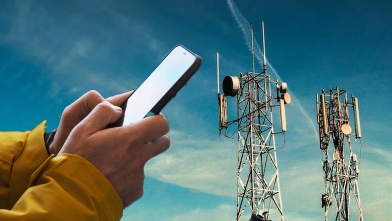 Centre to consult provinces over suspension of mobile, internet services in Muharram