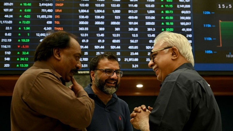 KSE-100 index crosses 137,000 points on investor optimism and economic upturn
