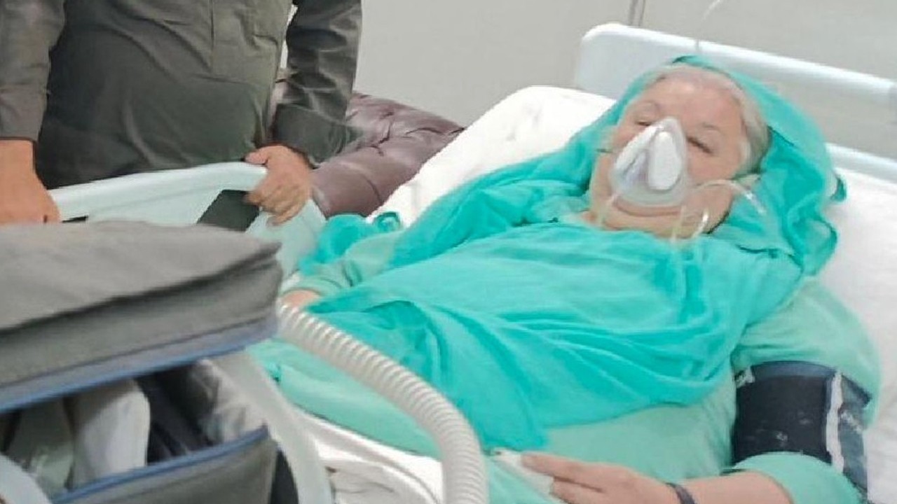 PTI leader Yasmin Rashid admitted to Services Hospital