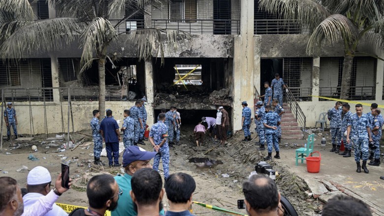 Bangladesh: Jet crash kills 27, including children, injuring at least 88