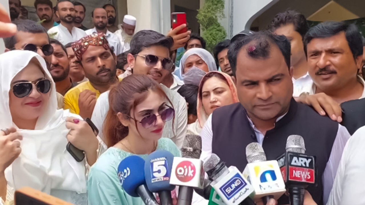 NA-175: TikToker Dania Shah's husband announces to contest by-polls