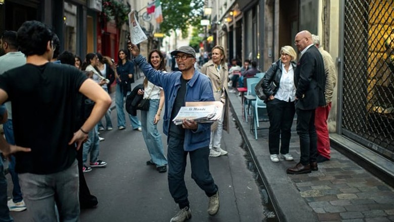Paris to honour Pakistani-origin newspaper vendor with prestigious award