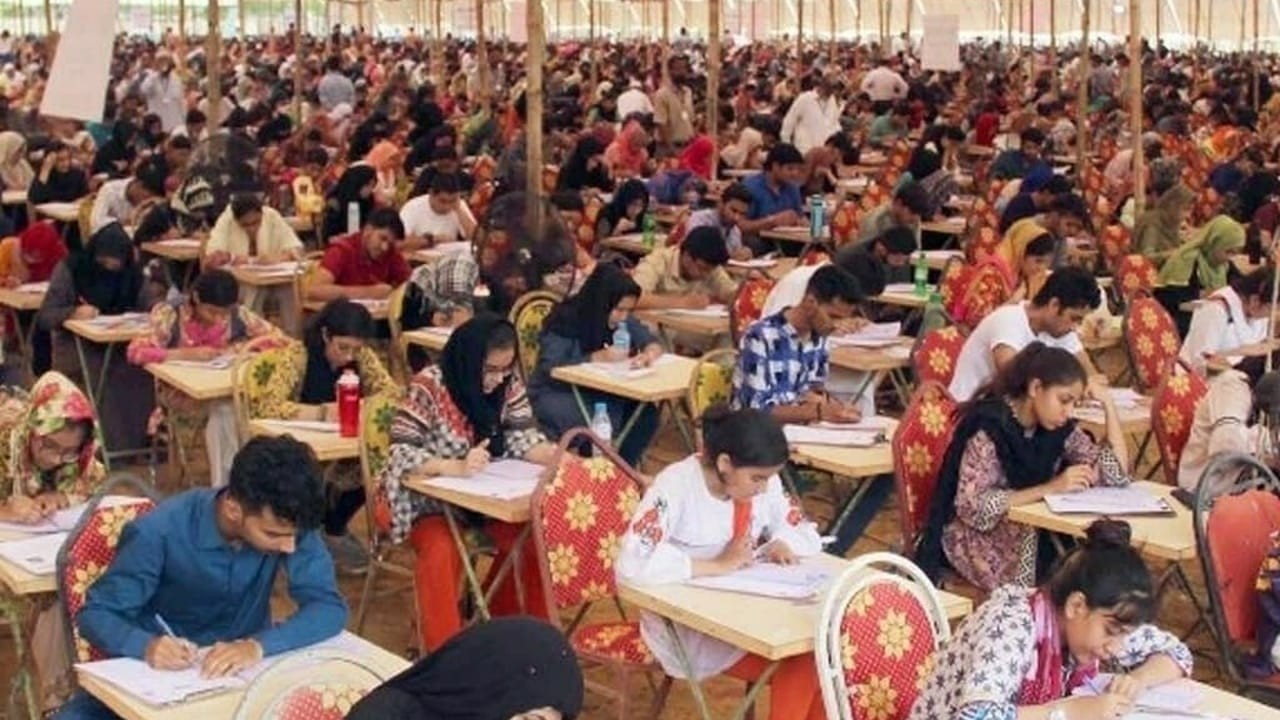 IBA Sukkur to conduct MDCAT across Sindh under new admission policy