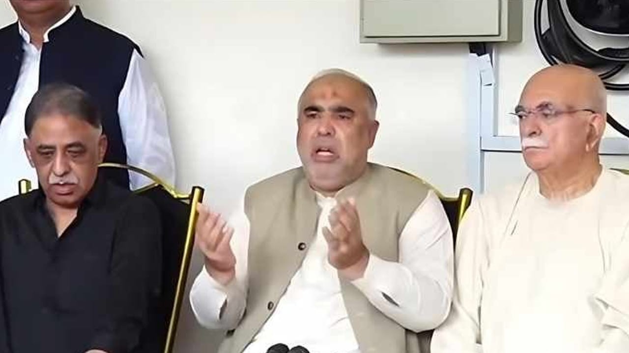 PTI announces lawyers’ movement against proposed 27th Amendment