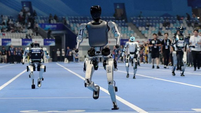 World's first humanoid robot games begin in China