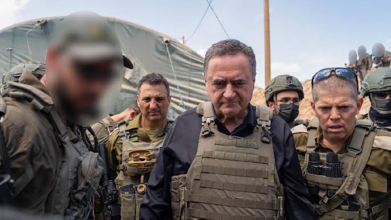 Israeli minister warns Hamas to disarm or 'face the gates of hell'