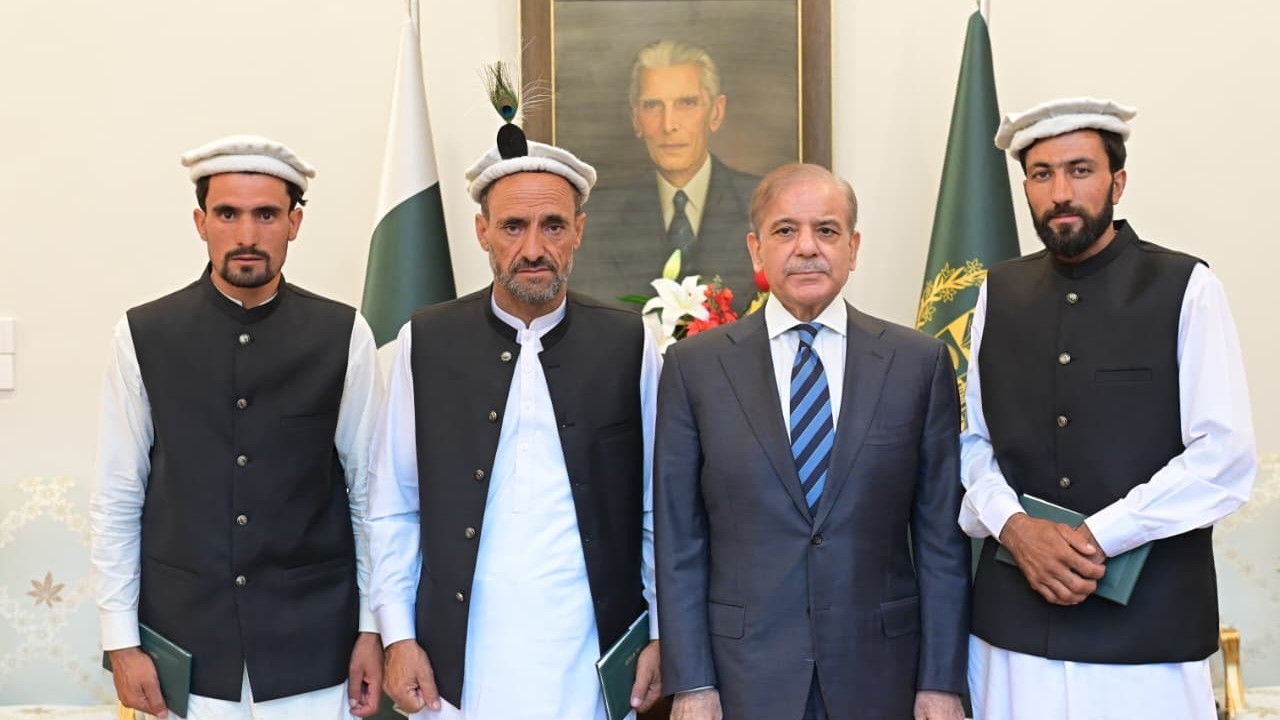 PM Shehbaz honours GB shepherds who saved hundreds from GLOF disaster