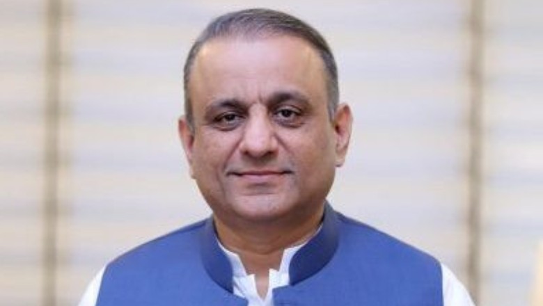Minister Aleem Khan launches protective embankment project