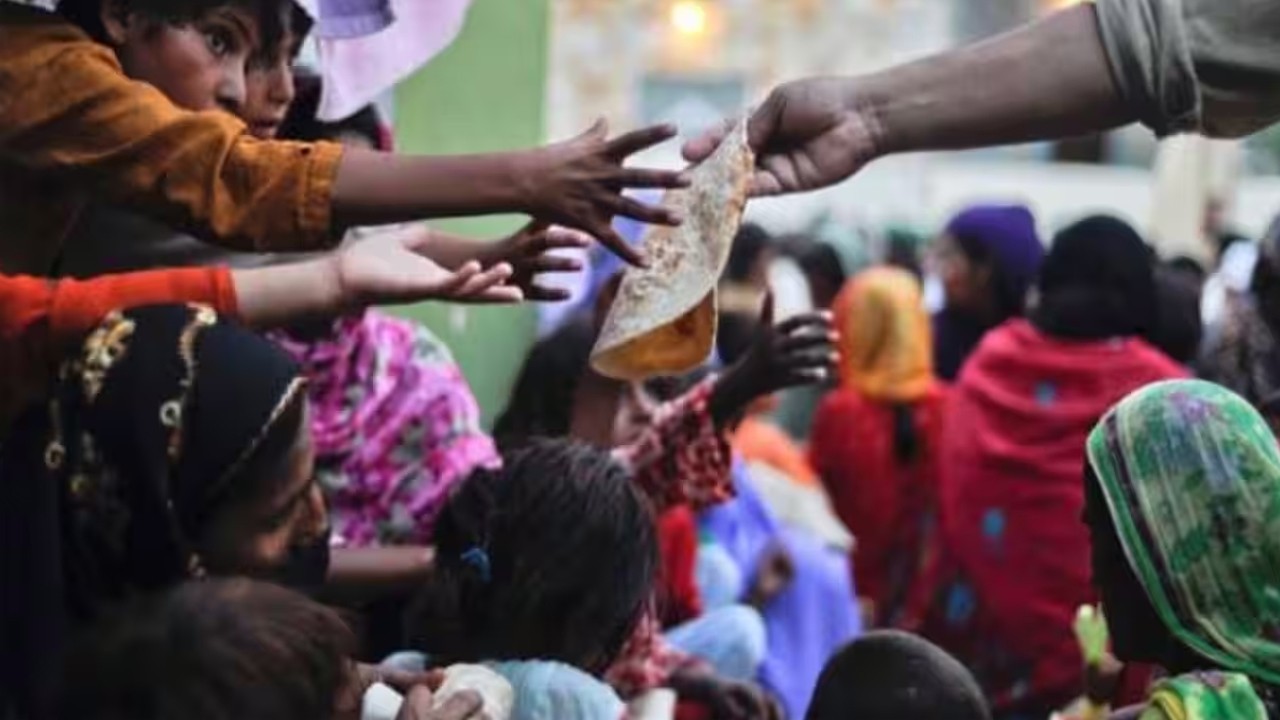 Poverty rate crosses 25% in Pakistan: World Bank