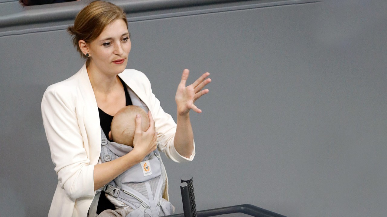 German MP makes history by addressing Parliament with baby in arms