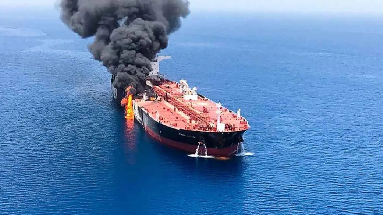 24 Pakistani crew members await rescue after drone attack on Yemeni port ship