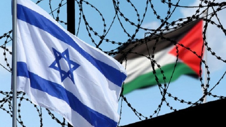 Hamas, Israel exchange lists for prisoner swap