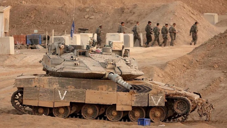 Israeli forces start Gaza withdrawal as Palestinians return to ruins amidst uncertainty