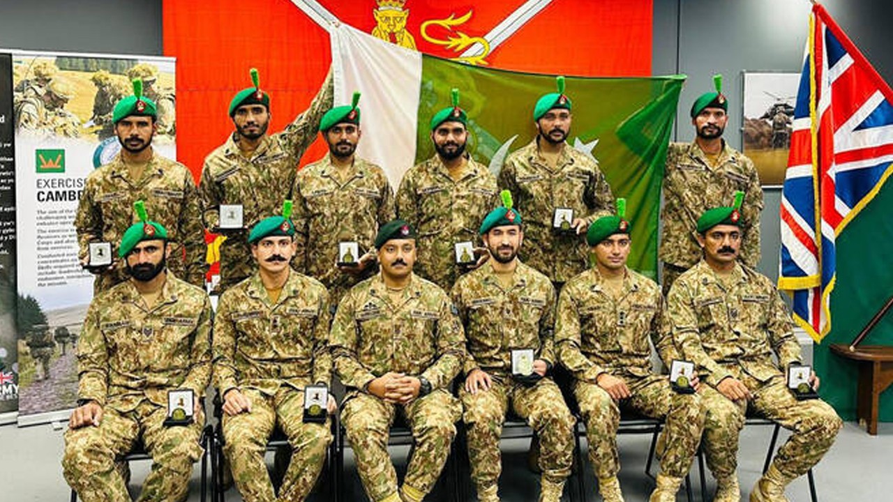 Cambrian Patrol 2025: Pakistan Army wins gold medal at military competition in UK