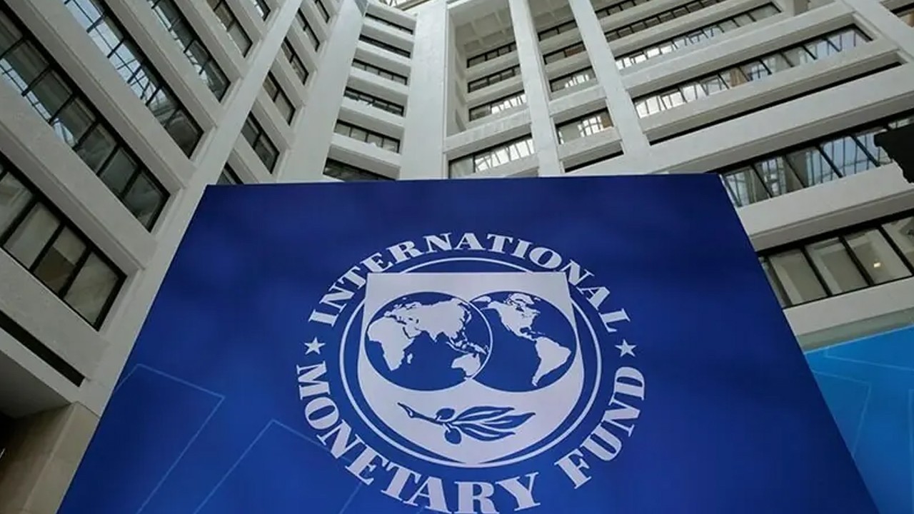 Pakistan expects to finalise IMF loan review this week