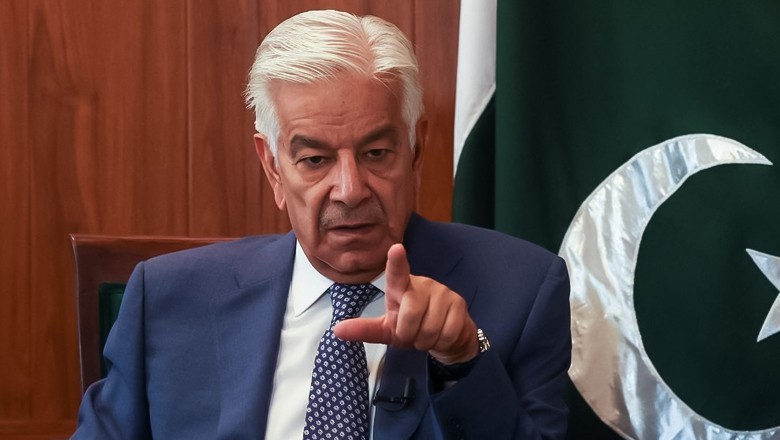 Khawaja Asif reveals Afghan nationals holding top positions in Pakistani institutions
