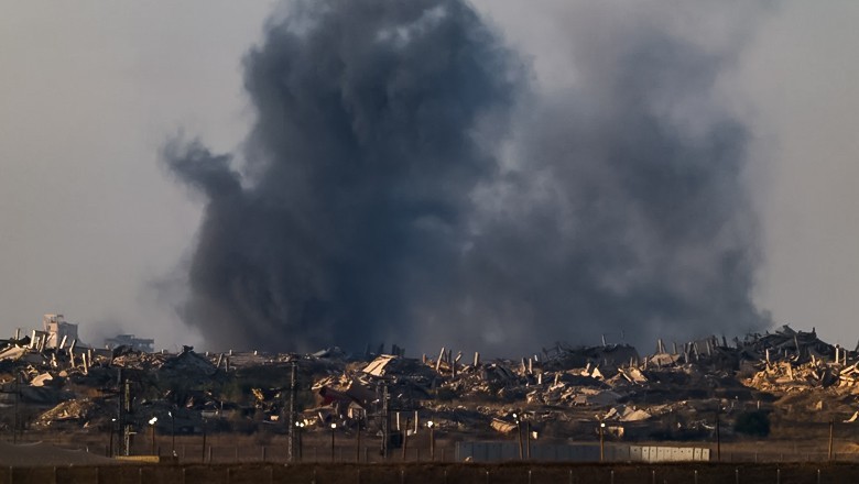 Israel resumes ceasefire after killing 44 Palestinians in single day