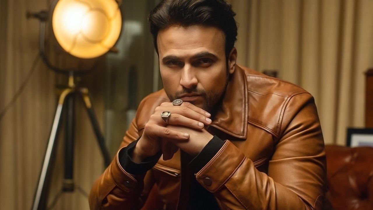 Usman Mukhtar reveals he limits acting projects to Islamabad to care for ailing mother