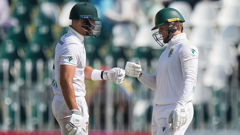 South Africa thrash Pakistan by 8 wickets to level Test series 1-1