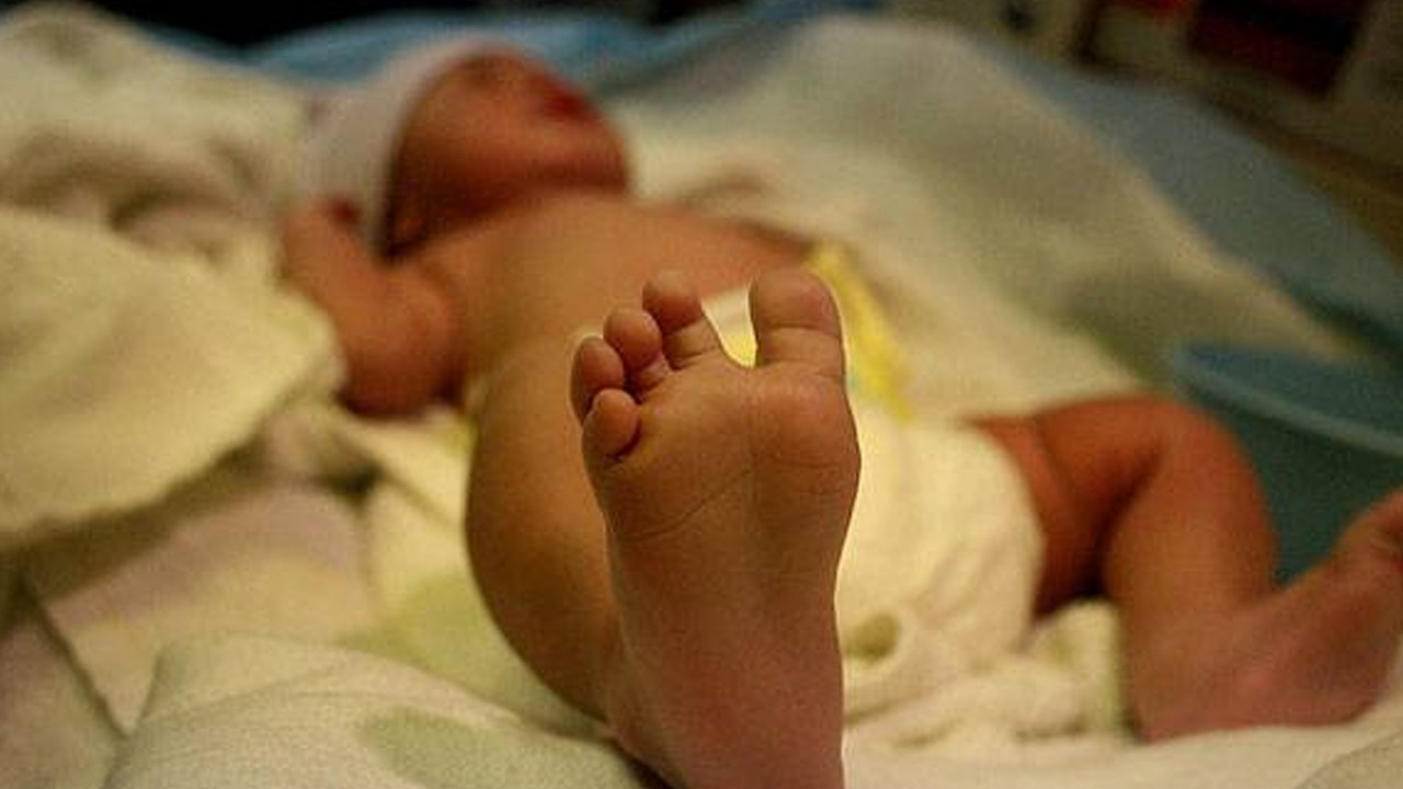 Woman gives birth to quintuplets at Peshawar’s Lady Reading Hospital