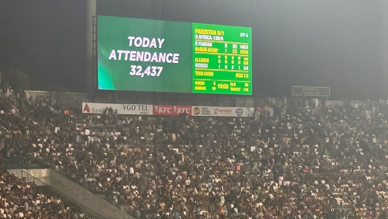 Record-breaking crowd at Gaddafi Stadium during Pak vs SA T20I