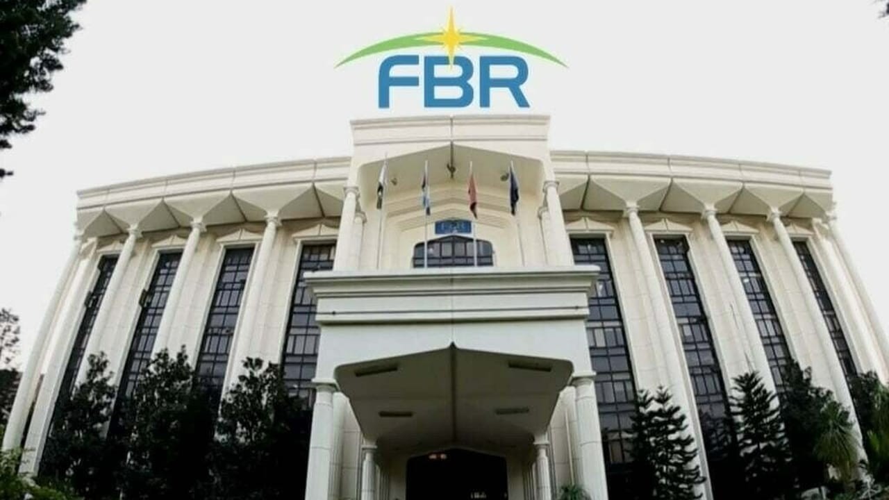 FBR extends manual tax return filing deadline till November 30