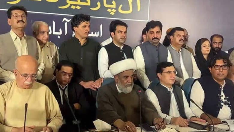 Opposition alliance launches protest movement against 27th Amendment