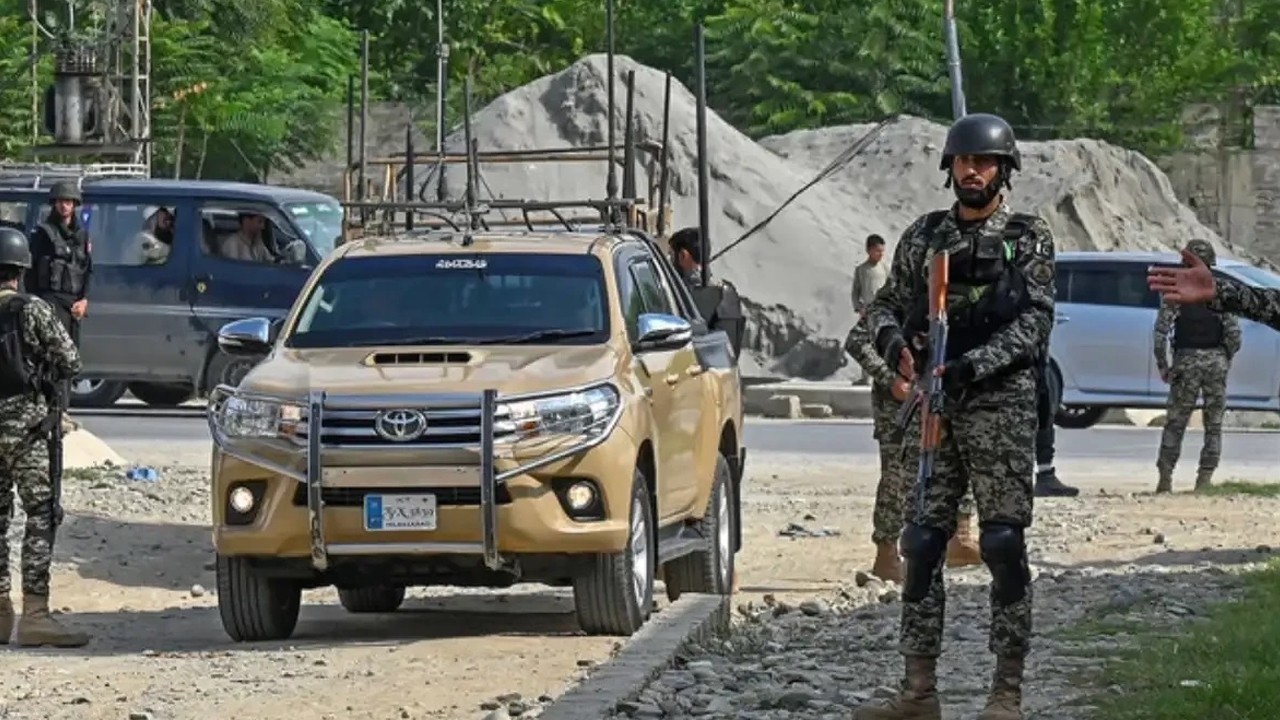 10 militants, including mastermind of major attacks, killed in DI Khan IBO