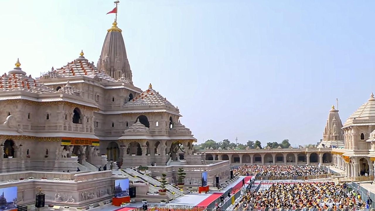 Pakistan condemns hoisting of saffron flag at 'so-called Ram Temple' in Ayodhya