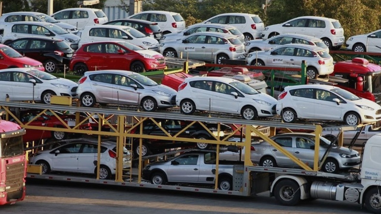 Pakistan govt reviews overhaul of used vehicle import schemes