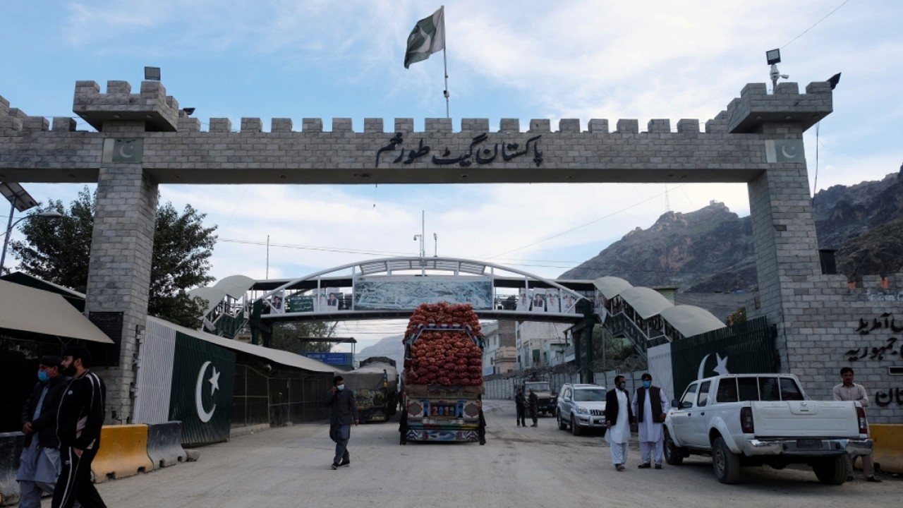Pakistan allows UN aid agencies to deliver food supplies to Afghanistan